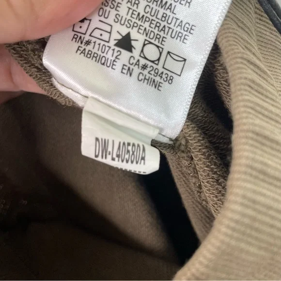 New Driftwood Stevie Floral Embroidered Joggers Pants Size X-Small Camouflage - Picture 6 of 8